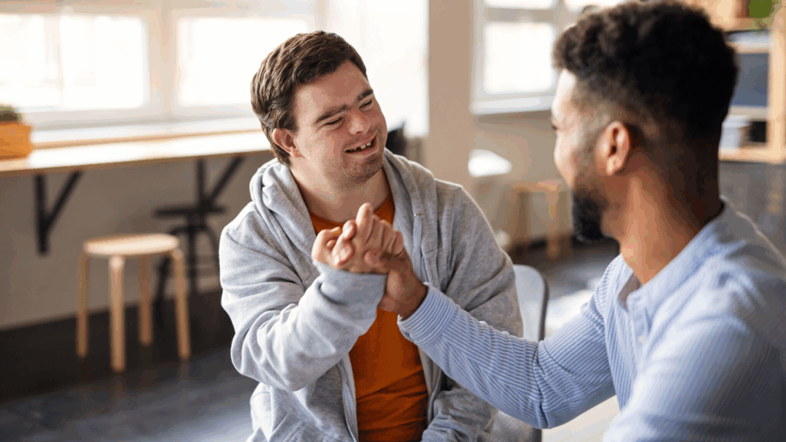 How to Build Strong Friendships – A Real, Human Guide to Deep Connections