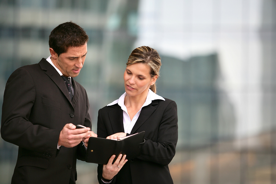 How to Set Boundaries in Social Settings